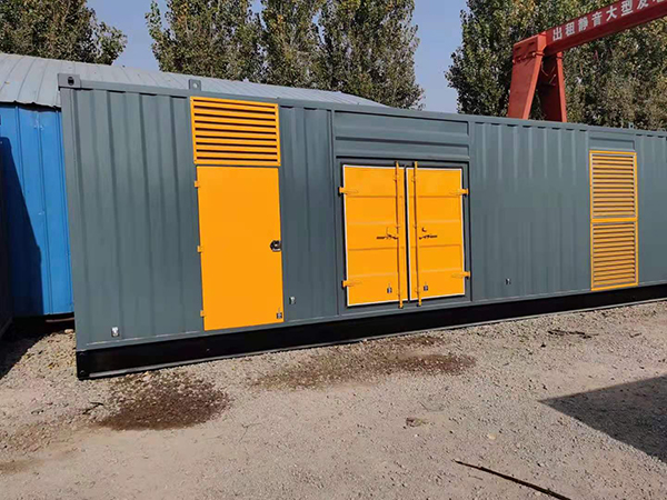 昆明300kw 柴油发电机组用多大的空气开关？