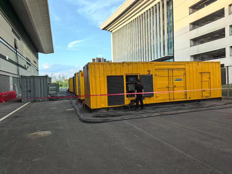 昆明柴油发电机冬季保养注意事项?